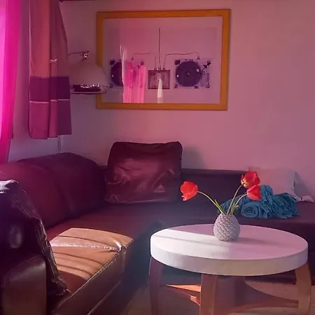 شقة Ket Puli Vendeghaz