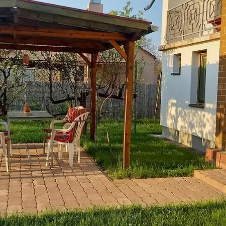 Apartment Ket Puli Vendeghaz *
