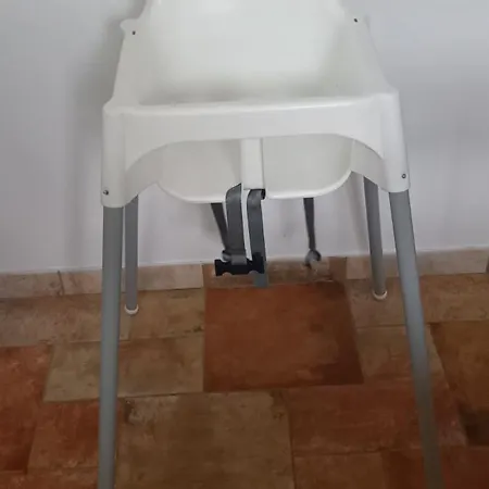 Ket Puli Vendeghaz شقة